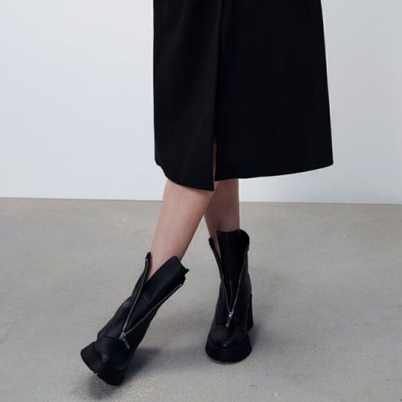 NWT Zara Zippered Leather Heeled Ankle Boots - Picture 3 of 10